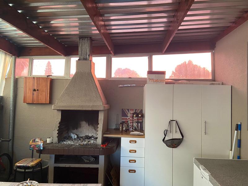 2 Bedroom Property for Sale in Ferndale Western Cape